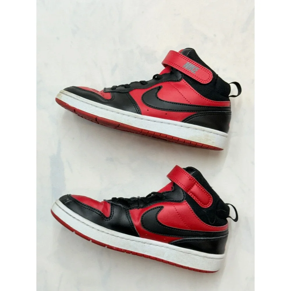 NIKE $78 Boys 2.5 University Red Black Court Borough Mid High Top Sneakers Box4
